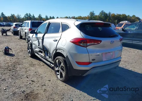2017 Hyundai Tucson Sport z USA, uszkodzony, nr VIN KM8J3CA2XHU391669